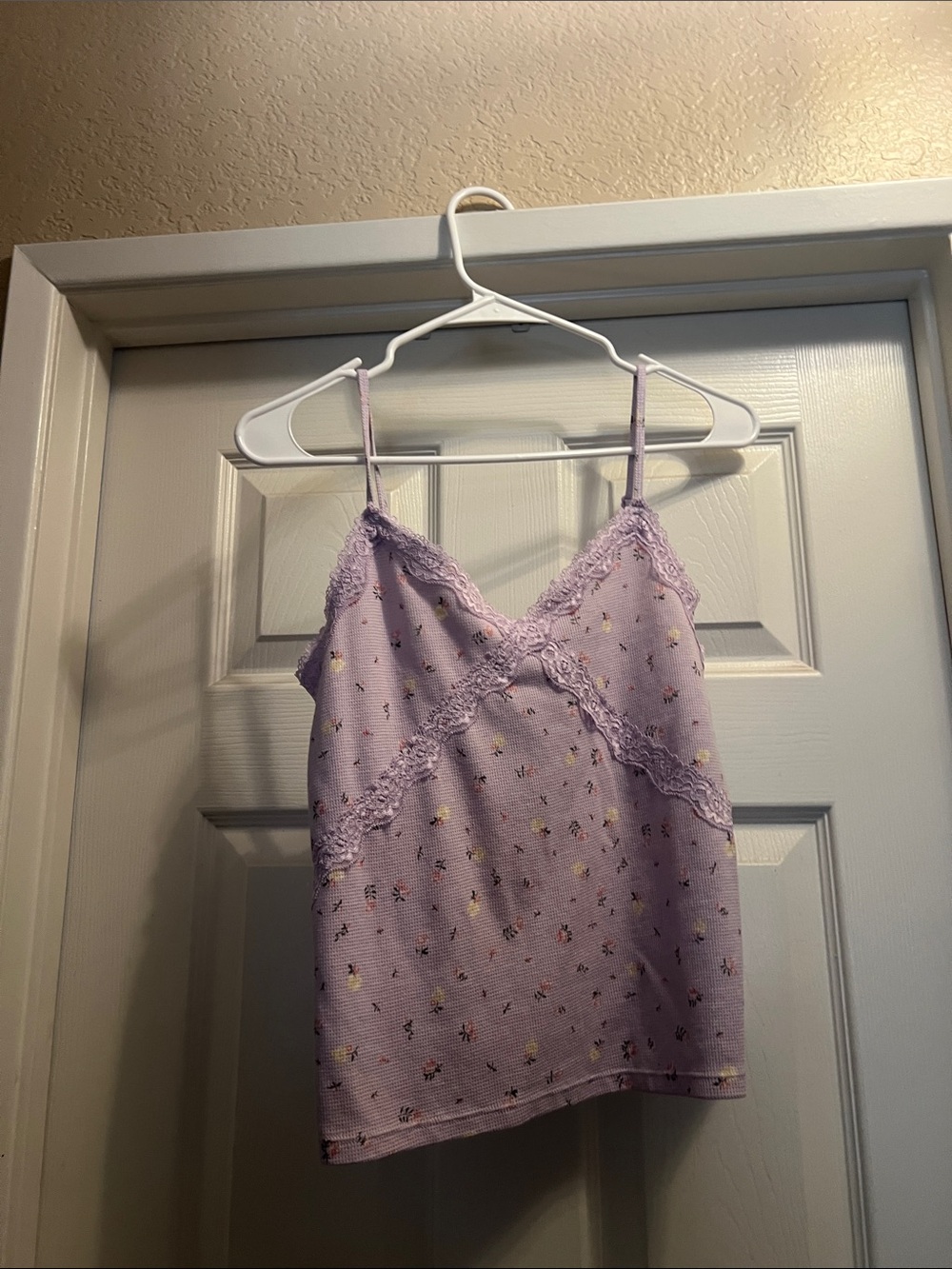 Lilac Floral Lace Trim Cami Tank